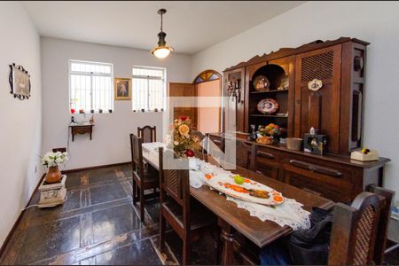 Sala de jantar de casa à venda com 4 quartos, 290m² em Caiçaras, Belo Horizonte