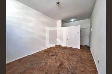 Sala/Quarto de apartamento à venda com 1 quarto, 24m² em Botafogo, Rio de Janeiro