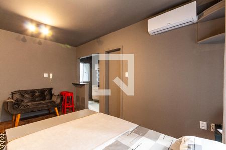 Sala/Quarto de apartamento à venda com 1 quarto, 39m² em Menino Deus, Porto Alegre