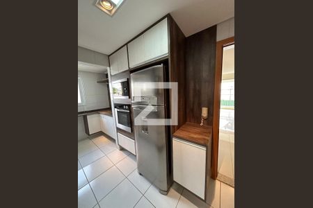 Cozinha de apartamento para alugar com 2 quartos, 92m² em Vila Ipojuca, São Paulo