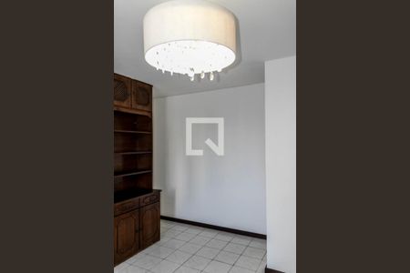 Sala de apartamento para alugar com 3 quartos, 76m² em Stiep, Salvador