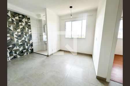 Sala de apartamento para alugar com 2 quartos, 34m² em Usina Piratininga, São Paulo