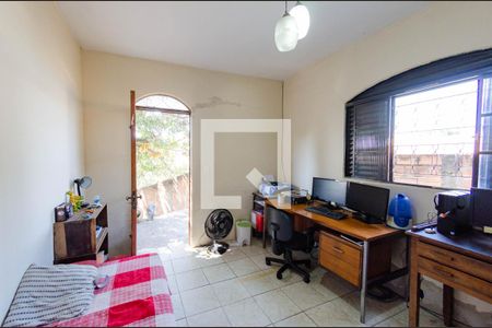 Sala 1 de casa à venda com 2 quartos, 159m² em Estrela do Oriente, Belo Horizonte