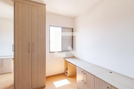 Quarto 1 de apartamento à venda com 2 quartos, 70m² em Quitaúna, Osasco