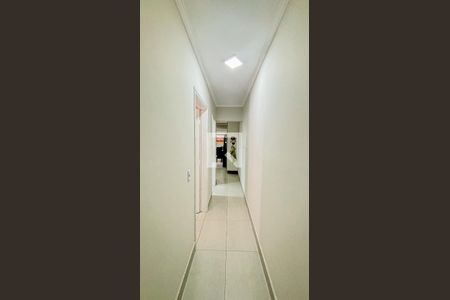 Corredor de casa à venda com 2 quartos, 80m² em Utinga, Santo André