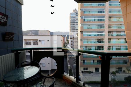 Varanda de apartamento para alugar com 3 quartos, 110m² em Jardim Tres Marias, Guarujá