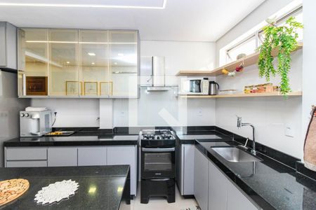 Cozinha de apartamento à venda com 3 quartos, 95m² em Cidade Nova, Belo Horizonte