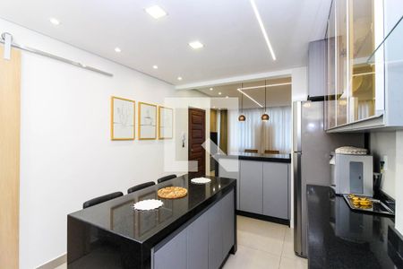 Cozinha de apartamento à venda com 3 quartos, 95m² em Cidade Nova, Belo Horizonte