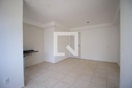 Sala de apartamento para alugar com 2 quartos, 45m² em Barra da Tijuca, Rio de Janeiro