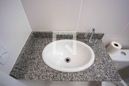 Apartamento para alugar com 54m², 2 quartos e 1 vaga Apartamento para alugar com 54m², 2 quartos e 1 vagaBanheiro da Suíte