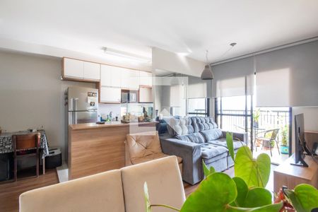 Sala de apartamento à venda com 2 quartos, 62m² em Continental, Osasco