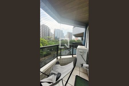 Varanda da Sala de apartamento à venda com 3 quartos, 128m² em Cambuí, Campinas