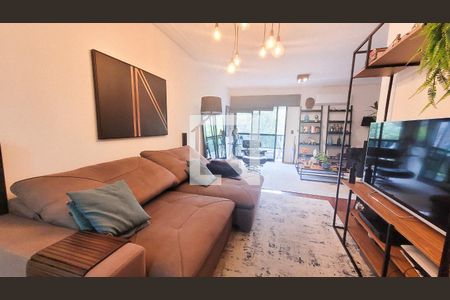 Sala de apartamento à venda com 3 quartos, 128m² em Cambuí, Campinas