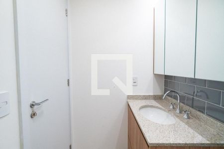 Banheiro da Suíte de apartamento para alugar com 2 quartos, 58m² em Vila da Saúde, São Paulo