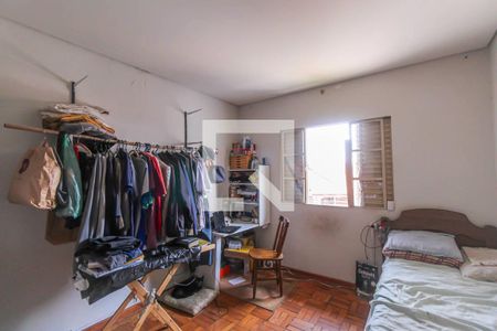 Quarto de casa à venda com 4 quartos, 200m² em Vila Paulo Silas, São Paulo