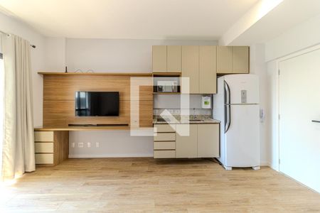 Sala e Cozinha de apartamento para alugar com 1 quarto, 43m² em Santa Ifigênia, São Paulo