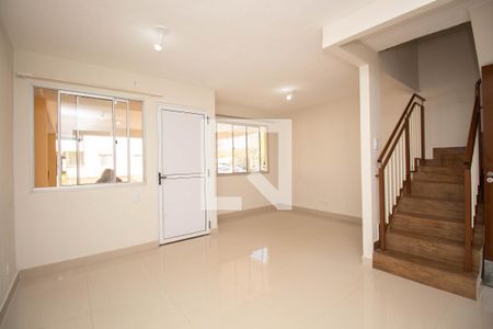 Sala 1 de casa de condomínio para alugar com 3 quartos, 107m² em Jardins Mangueiral , Brasília