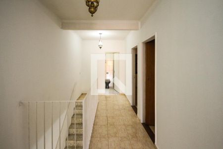 Corredor de casa à venda com 3 quartos, 160m² em Parque Residencial Oratorio, São Paulo