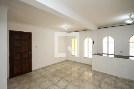 Sala de casa à venda com 3 quartos, 160m² em Parque Residencial Oratorio, São Paulo