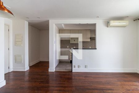 Sala de apartamento à venda com 2 quartos, 67m² em Pinheiros, São Paulo