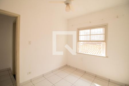 Quarto 2 de casa para alugar com 2 quartos, 100m² em Vila Constança, São Paulo