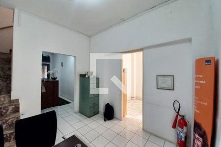 Sala de casa à venda com 3 quartos, 161m² em Cambuí, Campinas