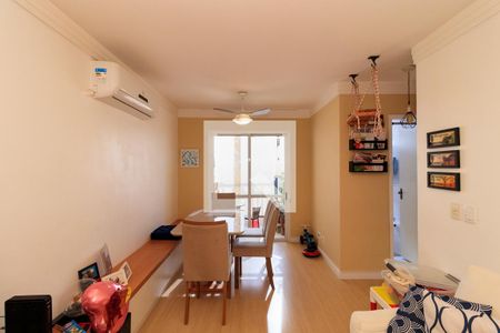 Sala de apartamento à venda com 2 quartos, 64m² em Vila Leonor, São Paulo