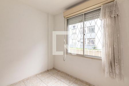 Quarto 1 de apartamento para alugar com 2 quartos, 57m² em Cristal, Porto Alegre