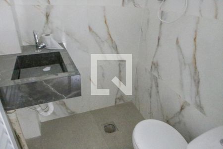 Banheiro de kitnet/studio à venda com 1 quarto, 55m² em Vila Romana, São Paulo