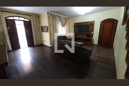 Sala de casa à venda com 4 quartos, 300m² em Vila Rio Branco, São Paulo