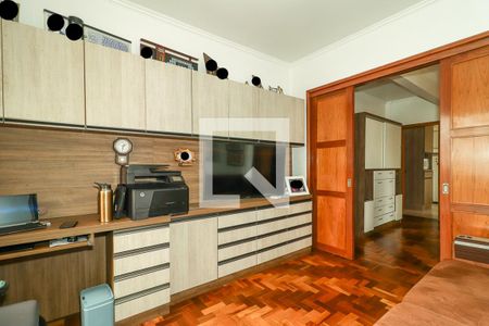 Sala de TV de apartamento à venda com 2 quartos, 95m² em Independência, Porto Alegre