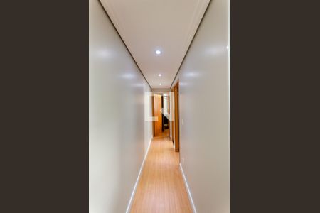 Corredor de apartamento à venda com 2 quartos, 44m² em Jardim Íris, São Paulo