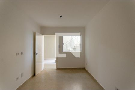 Sala de apartamento à venda com 2 quartos, 58m² em Vila Picinin, São Paulo