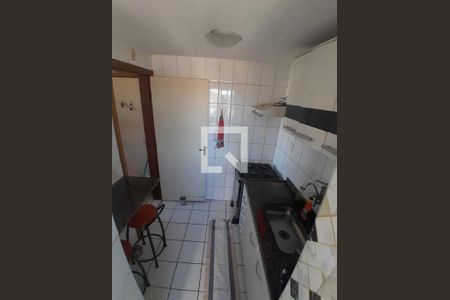 Apartamento à venda com 3 quartos, 60m² em Planalto, Belo Horizonte