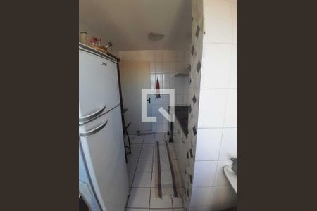 Apartamento à venda com 3 quartos, 60m² em Planalto, Belo Horizonte