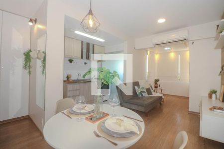 Sala de apartamento para alugar com 1 quarto, 49m² em Humaitá, Porto Alegre