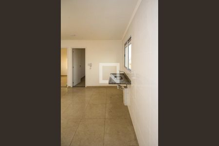 Sala e Cozinha de apartamento para alugar com 2 quartos, 30m² em Vila Alpina, São Paulo