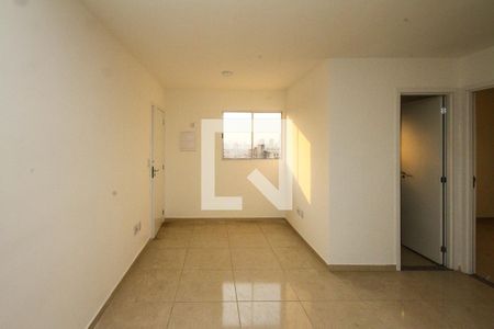 Sala e Cozinha de apartamento para alugar com 2 quartos, 30m² em Vila Alpina, São Paulo