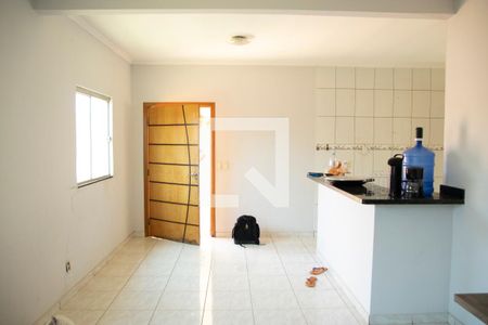 Sala de casa para alugar com 3 quartos, 500m² em Setor Goiania Dois, Goiânia