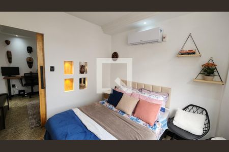 Quarto de apartamento para alugar com 1 quarto, 50m² em Ponta da Praia, Santos