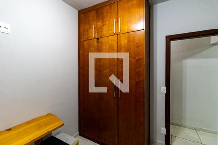 Quarto 1 de casa à venda com 5 quartos, 210m² em São Gabriel, Belo Horizonte