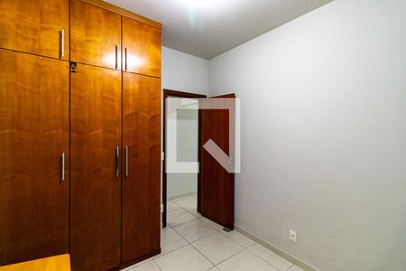 Quarto 1 de casa à venda com 5 quartos, 210m² em São Gabriel, Belo Horizonte