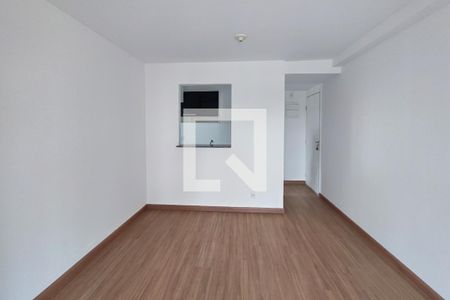 Sala de apartamento para alugar com 3 quartos, 64m² em Jardim Ipaussurama, Campinas