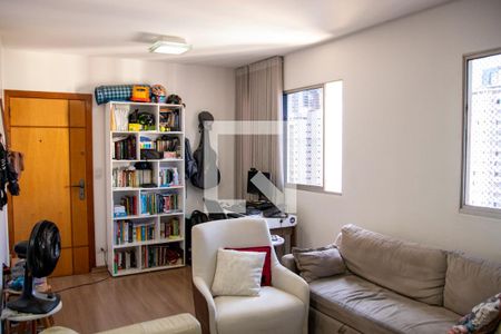 Sala de apartamento para alugar com 3 quartos, 90m² em Setor Oeste, Goiânia