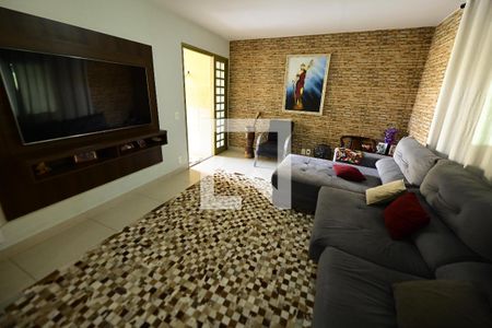 Sala de casa de condomínio para alugar com 4 quartos, 290m² em Jardim Atlântico, Goiânia