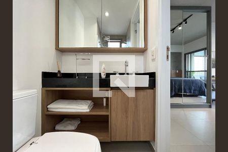 Banheiro  de apartamento para alugar com 1 quarto, 31m² em Vila Clementino, São Paulo