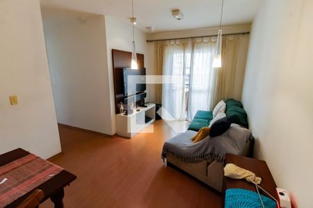 Sala de apartamento para alugar com 2 quartos, 62m² em Vila Suzana, São Paulo