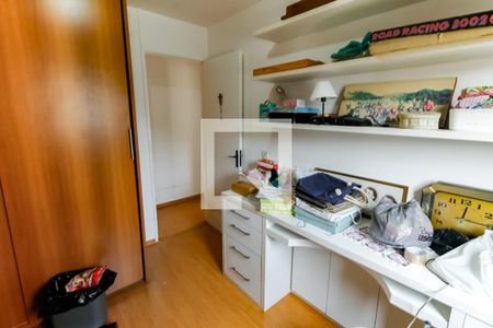 Quarto 1 de apartamento para alugar com 2 quartos, 62m² em Vila Suzana, São Paulo