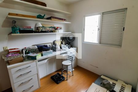 Quarto 1 de apartamento para alugar com 2 quartos, 62m² em Vila Suzana, São Paulo