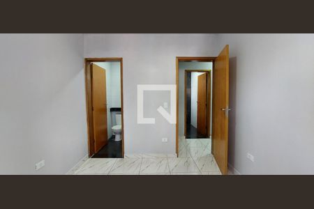 Quarto 1 suíte de casa à venda com 2 quartos, 69m² em Jardim das Maravilhas, Santo André